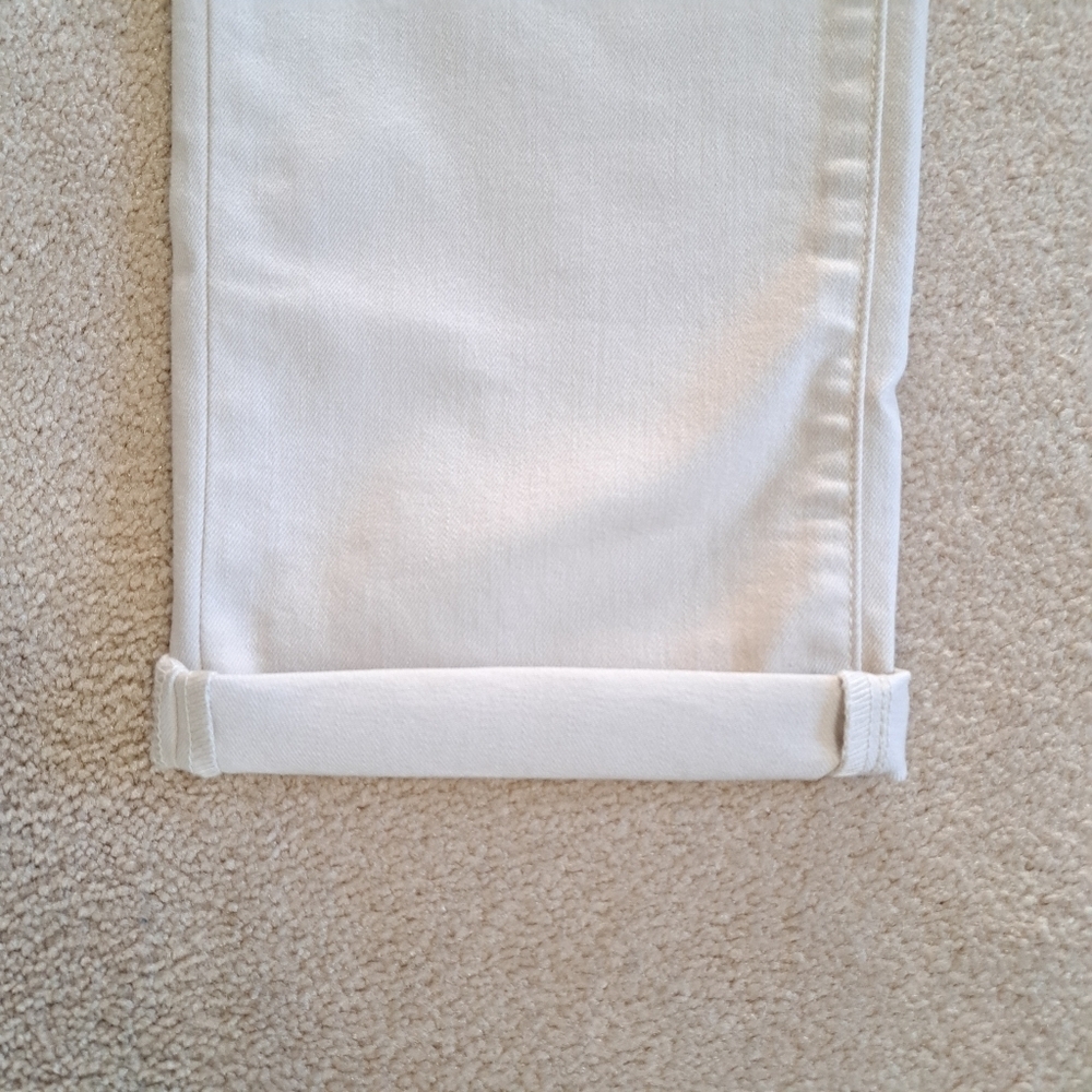 Santana Jeans Cropped Cream Denim Women's Size 10 Capri Stretch Pants NWT - Picture 8 of 10